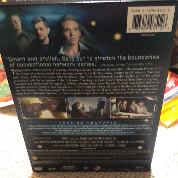 DVD Set The Complete First Season - Picture 2 of 3